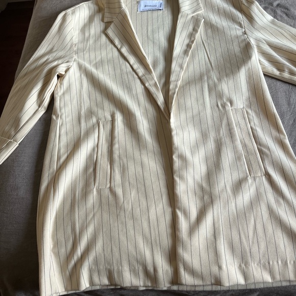 Oversized jacket.Stradivarius. Size extra small - Picture 2 of 2